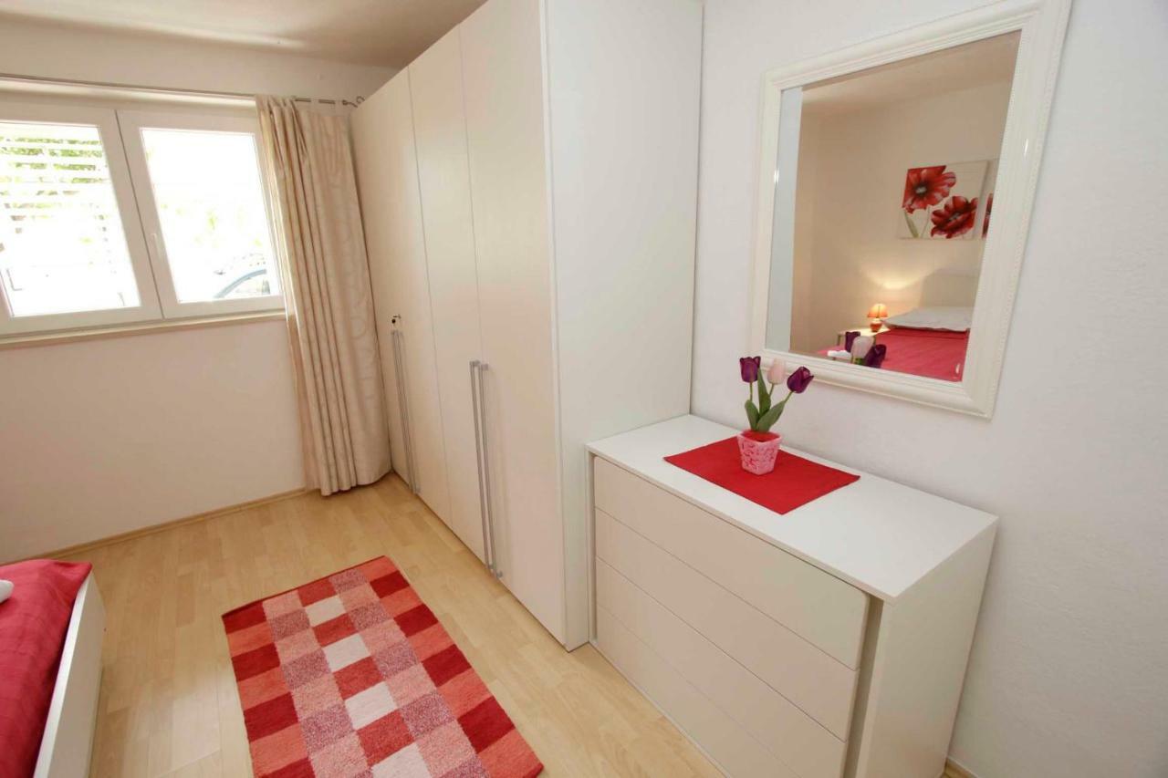 Apartmani Ivona&Ivo Makarska Exterior foto