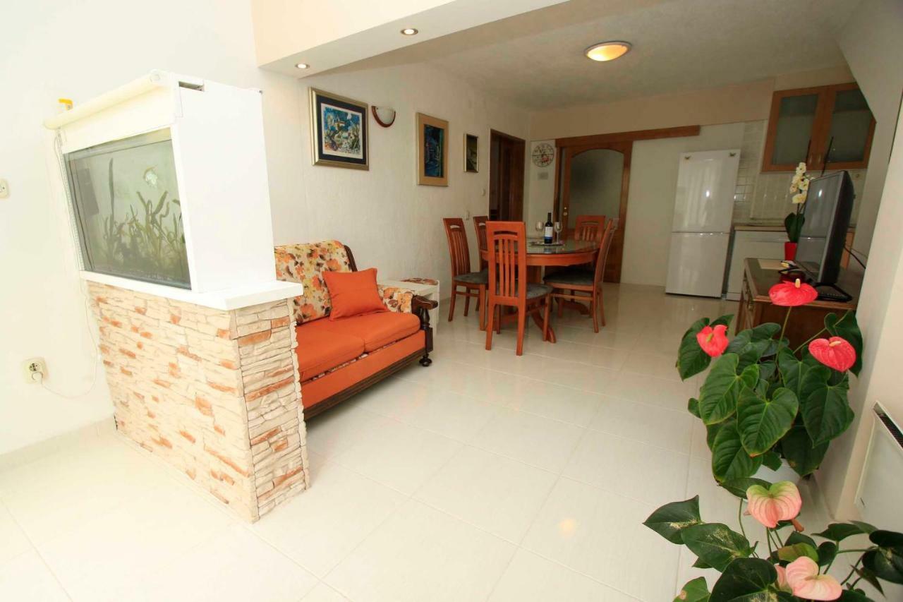 Apartmani Ivona&Ivo Makarska Exterior foto