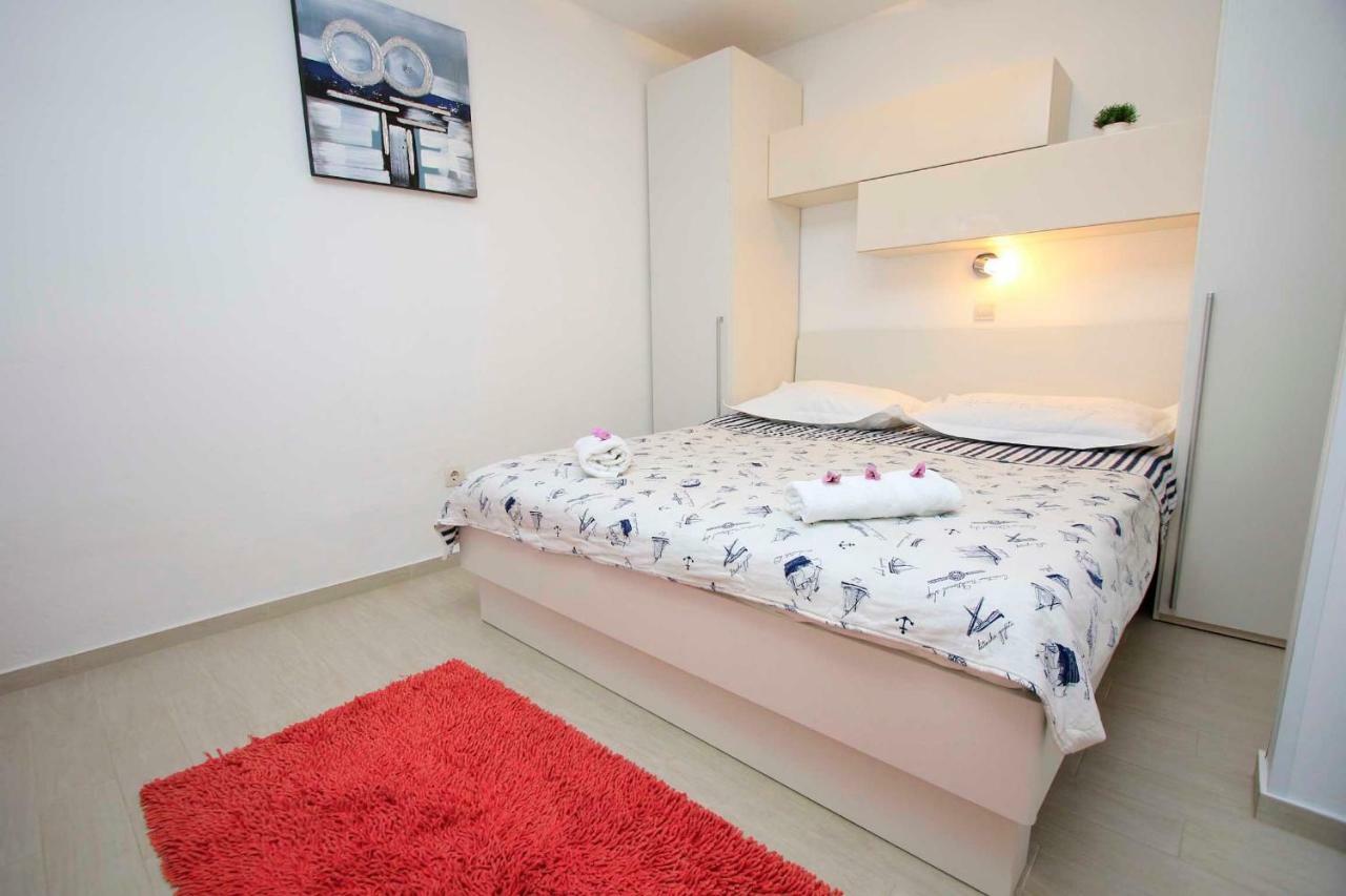 Apartmani Ivona&Ivo Makarska Exterior foto