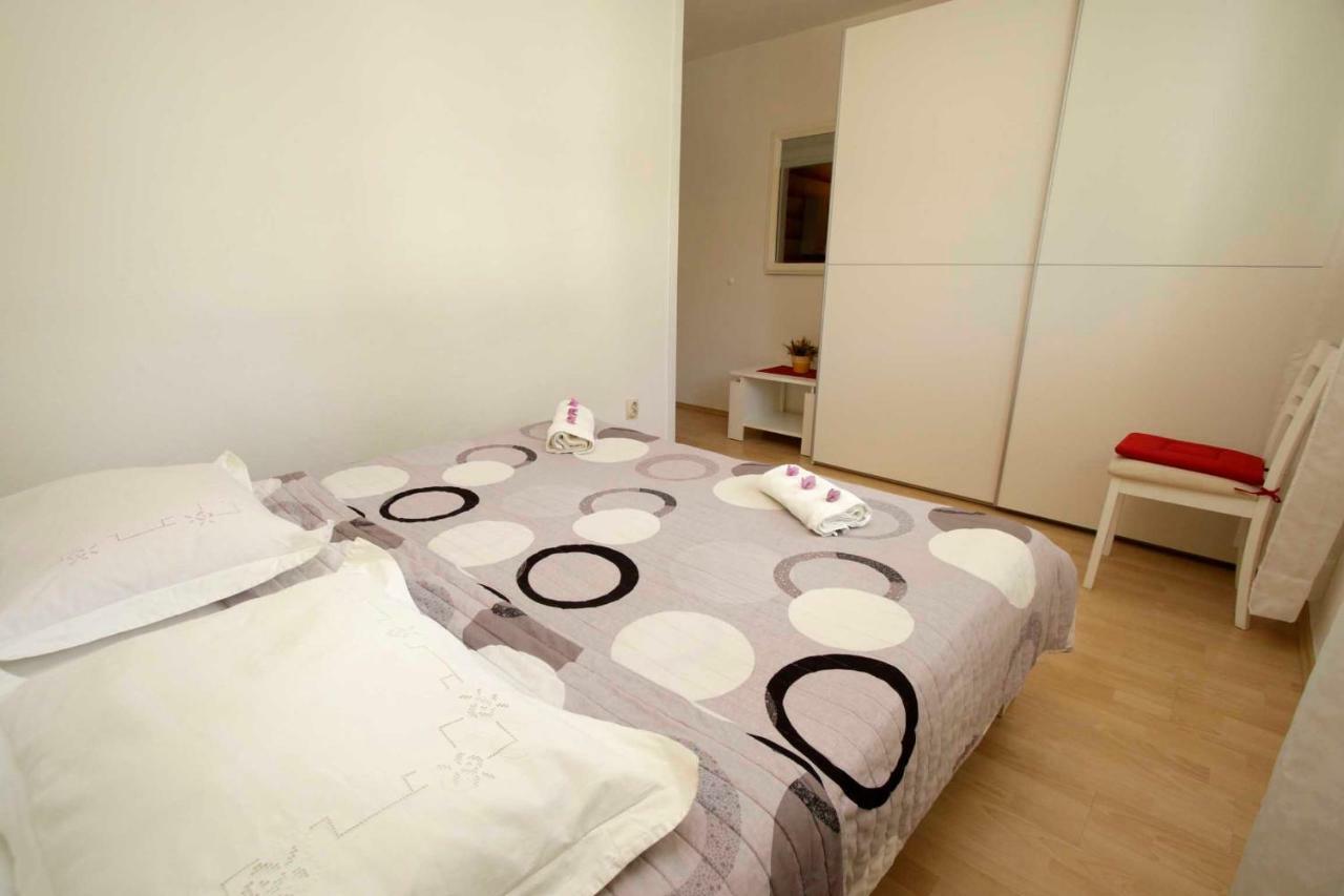 Apartmani Ivona&Ivo Makarska Exterior foto