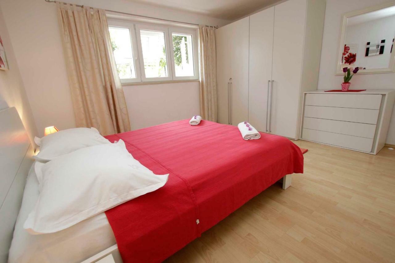 Apartmani Ivona&Ivo Makarska Exterior foto